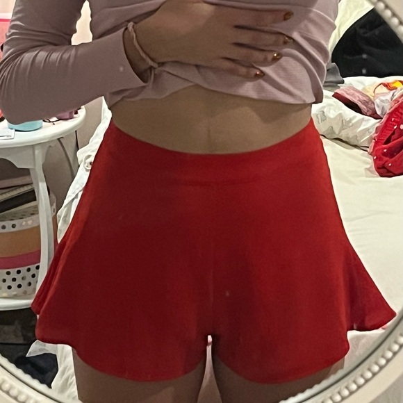 About Us Shorts - Picture 4 of 4